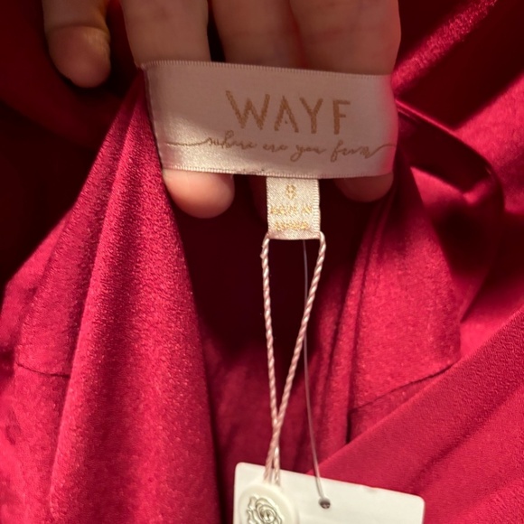 Wayf The Angelina Slit Wrap Gown in Magenta Small NWT - Picture 4 of 7